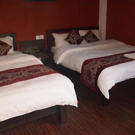 Hotel Holiday Inn Kathmandu Exterior photo