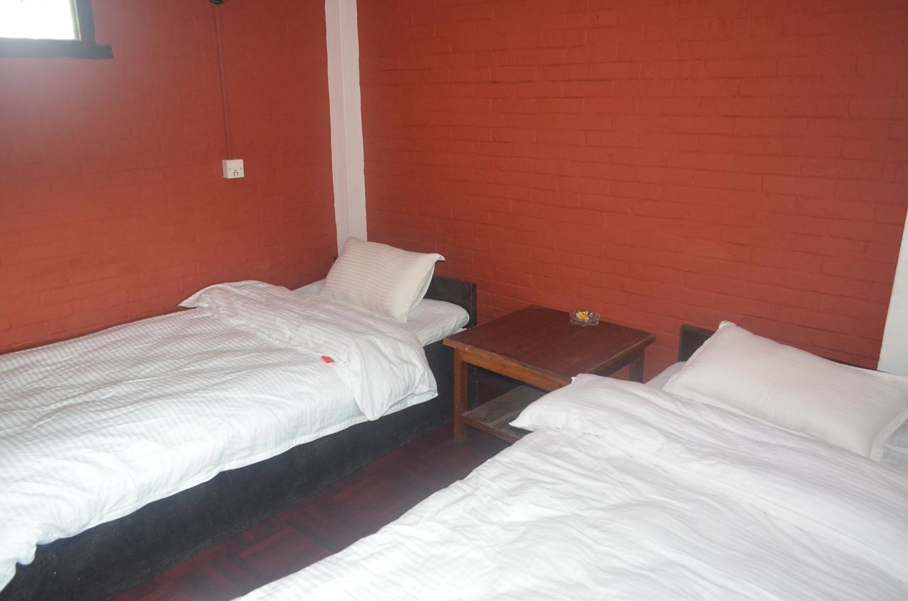 Hotel Holiday Inn Kathmandu Exterior photo