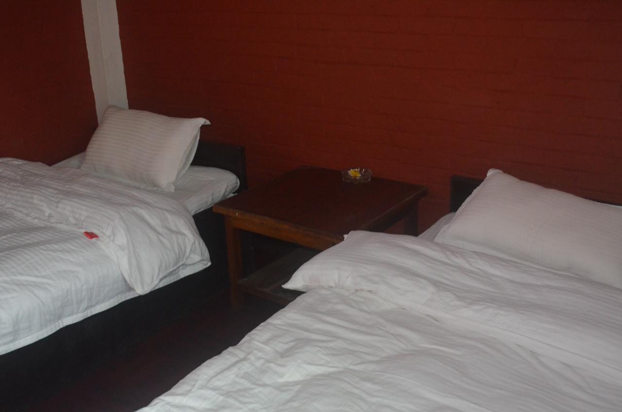 Hotel Holiday Inn Kathmandu Exterior photo