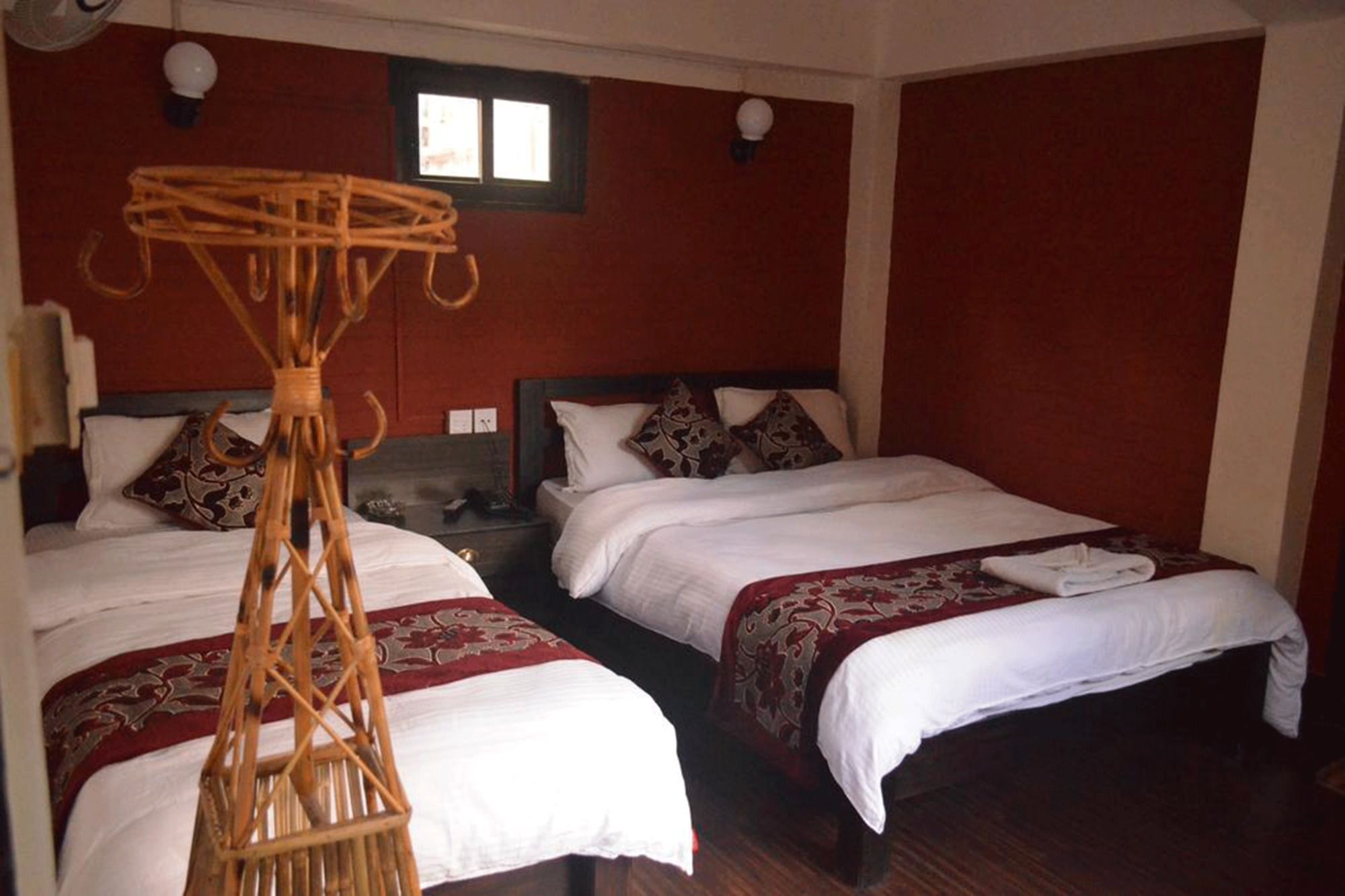 Hotel Holiday Inn Kathmandu Exterior photo