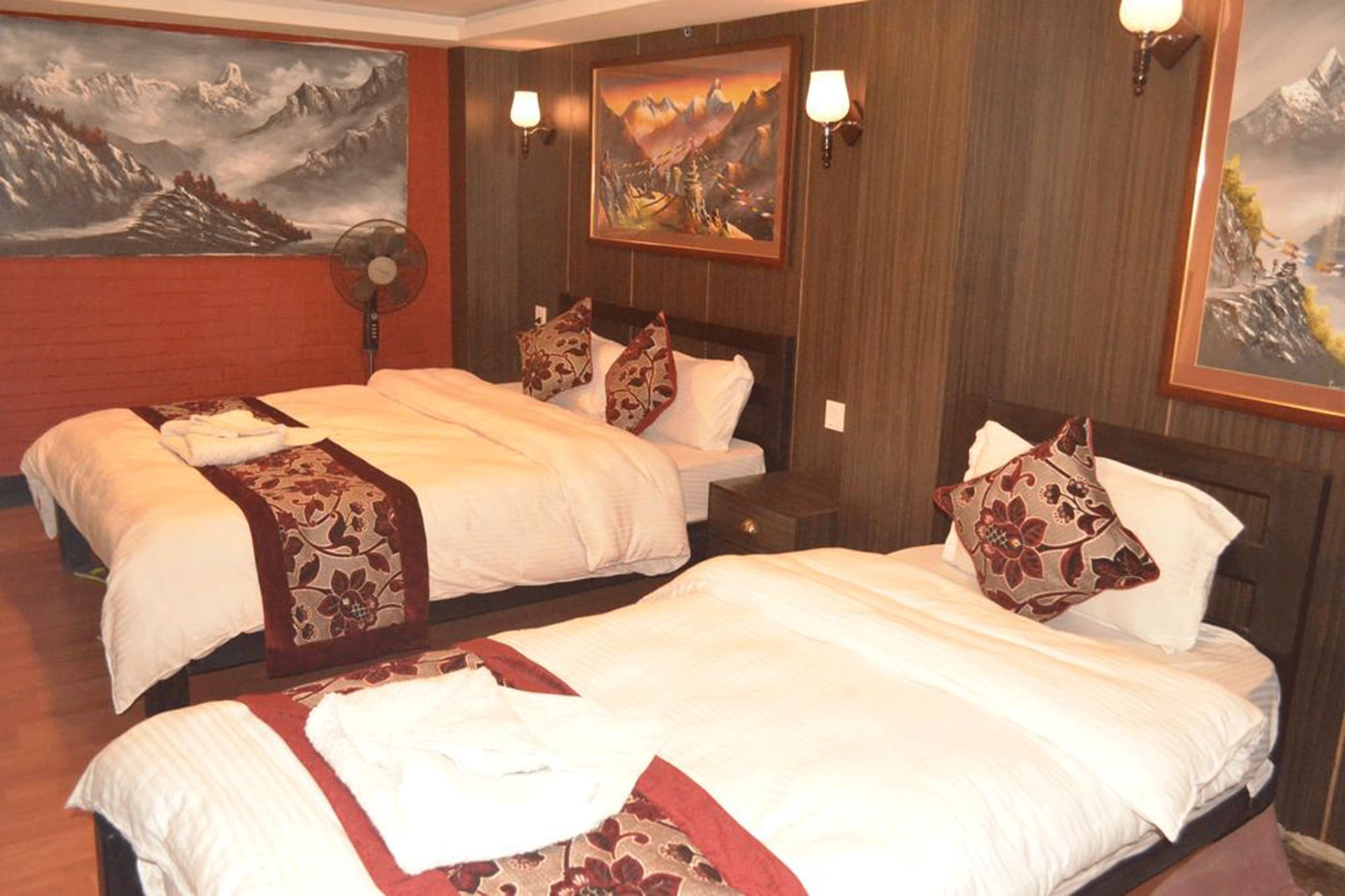 Hotel Holiday Inn Kathmandu Exterior photo