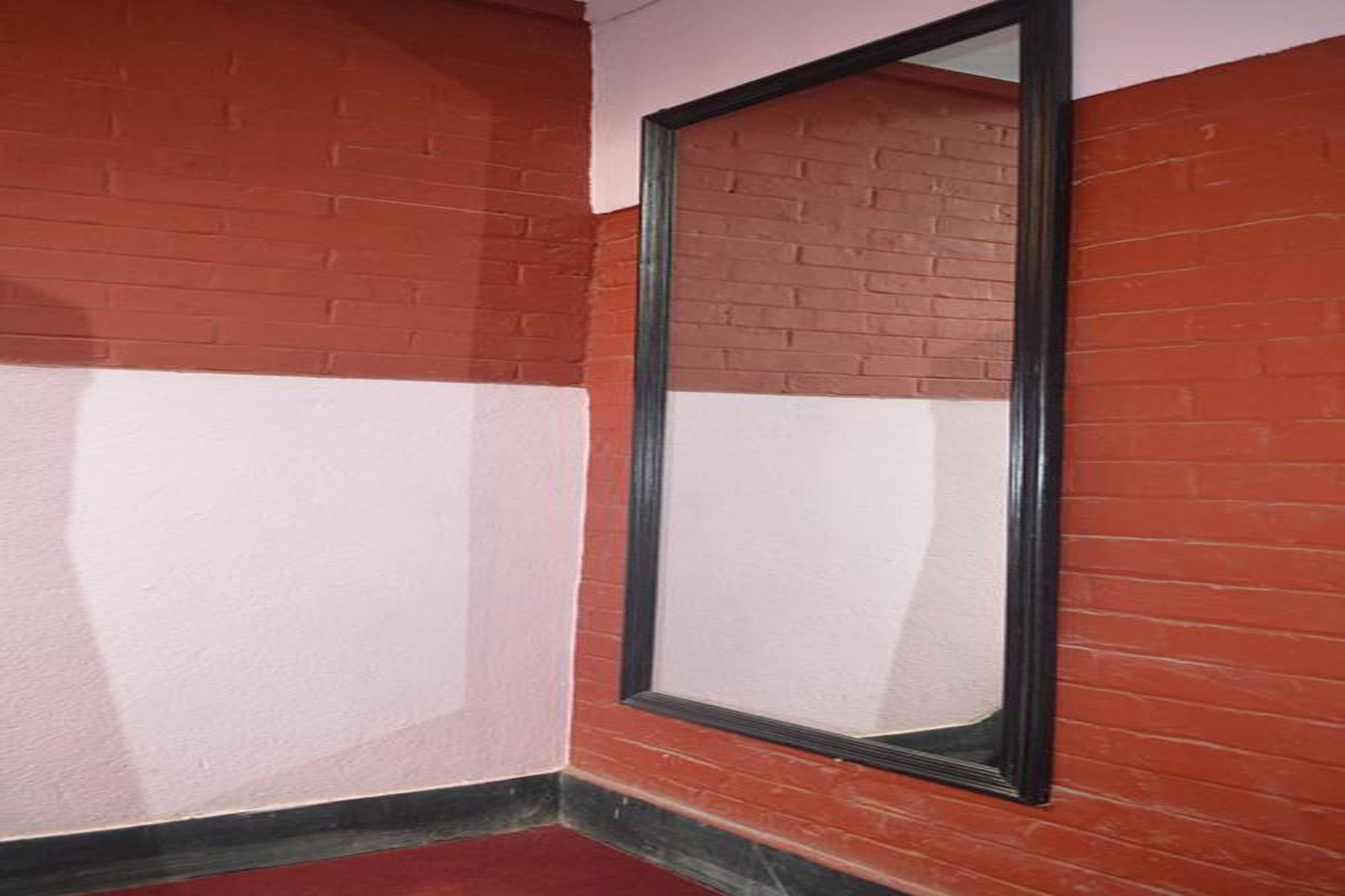 Hotel Holiday Inn Kathmandu Exterior photo